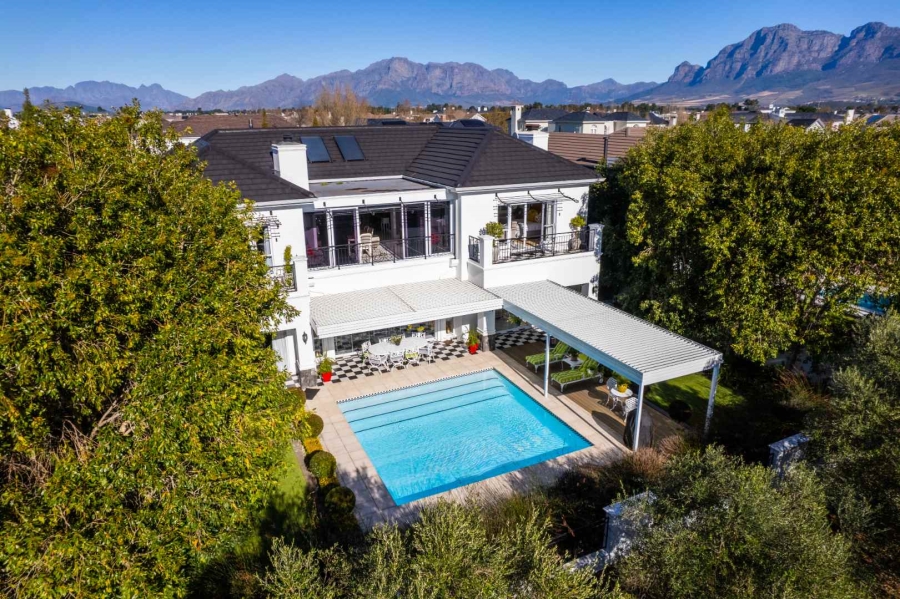 4 Bedroom Property for Sale in Val De Vie Estate Western Cape